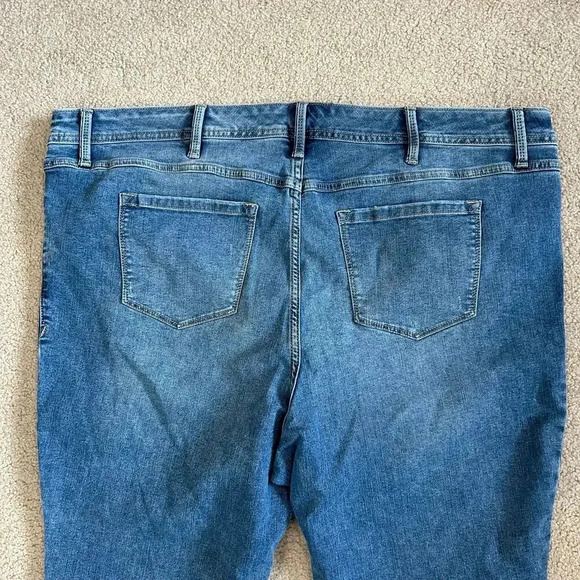 Torrid Luxe Slim Bootcut Leg Jeans Super Stretch High Waist Dark Wash Size 24S - Picture 7 of 10